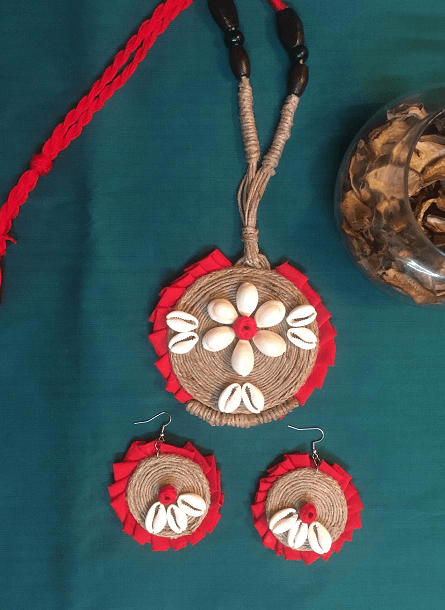 natural and artistic